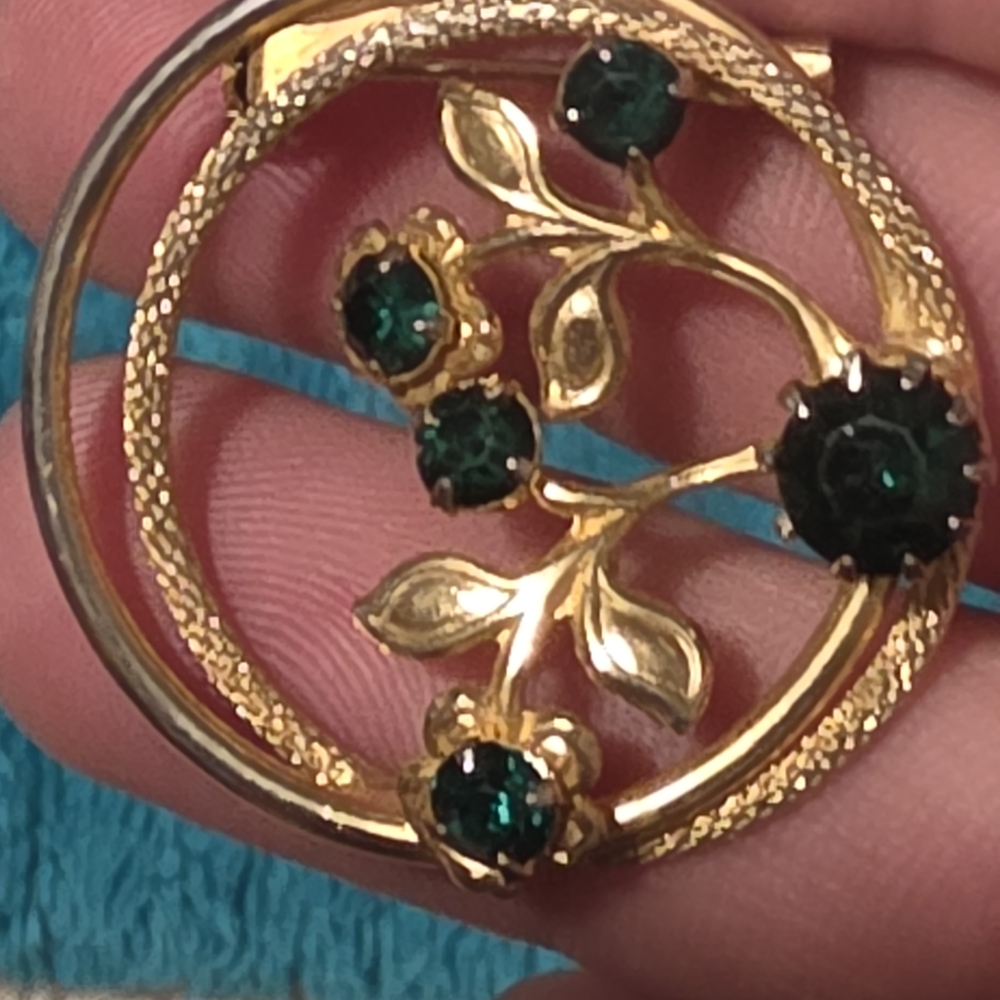 Elegant Gold and Green Floral Brooch